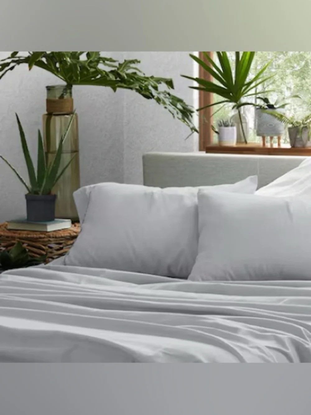 iEnjoy Home Light Gray Standard Pillowcase Set 2 Pack Microfiber 20x30 New